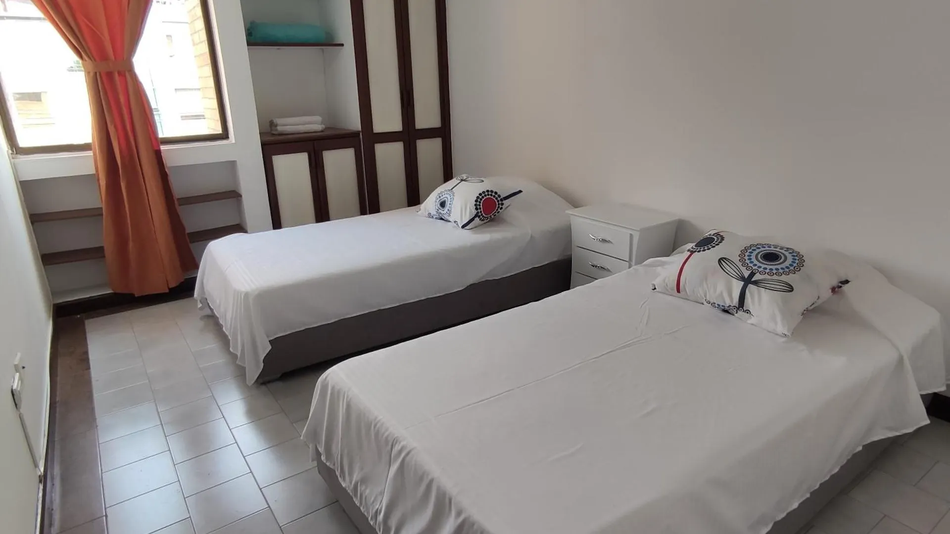 Apartamentos Sur - Ingenio Cali 0*,